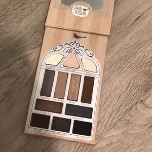 Pretty Vulgar eyeshadow pallete